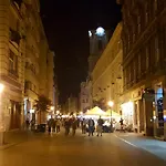 Like Centrum, Wifi, Terrace Apartament