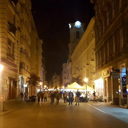 Like Centrum, Wifi, Terrace דירה
